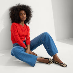 Alternate view of a model wearing The Flat in Desert Cat.