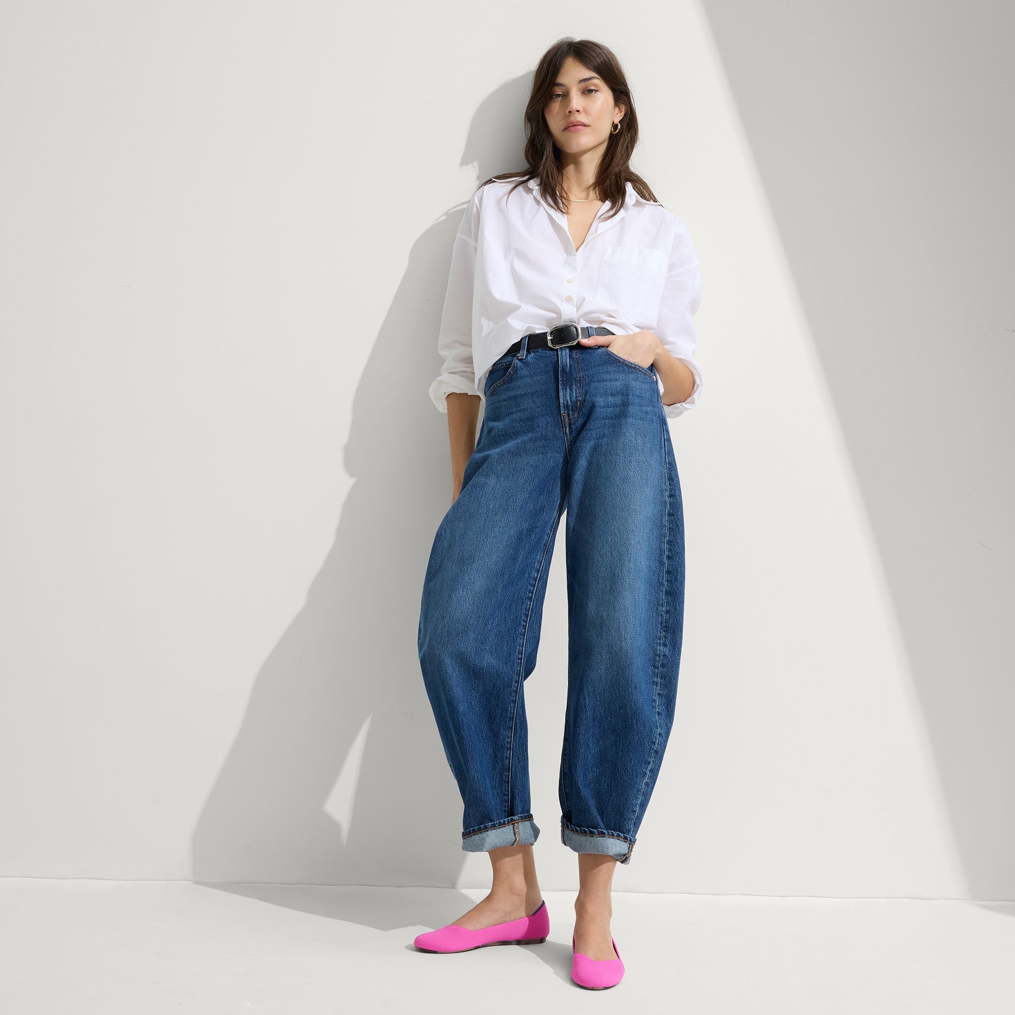 Alternate view of a model wearing The Flat in Dragon Fruit.