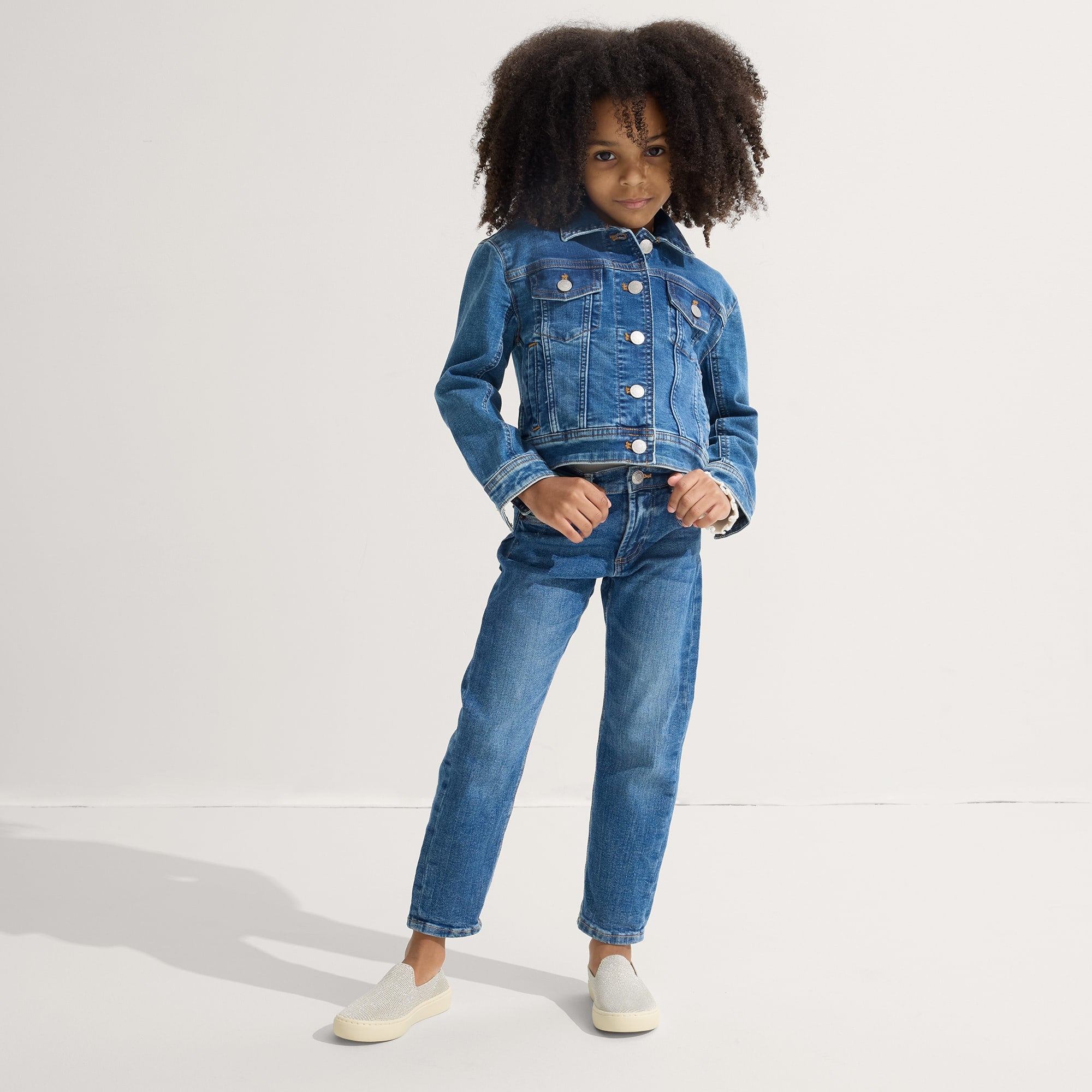 Alternate view of a model wearing The Kids Sneaker in Diamond Twill.