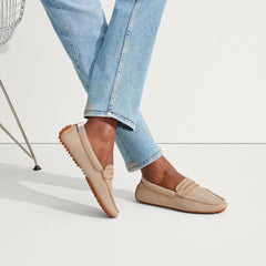 hover | Model wearing The Driver in Tan Herringbone.