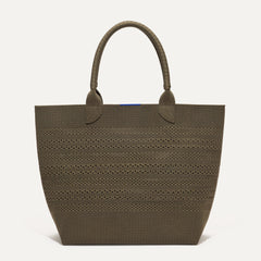 PLP |The Lightweight Tote in Safari Crochet shown from the front.