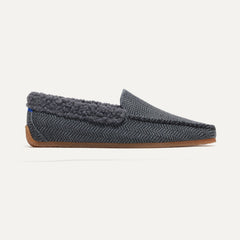 The Men's Slipper in Charcoal Herringbone shown from the side.
