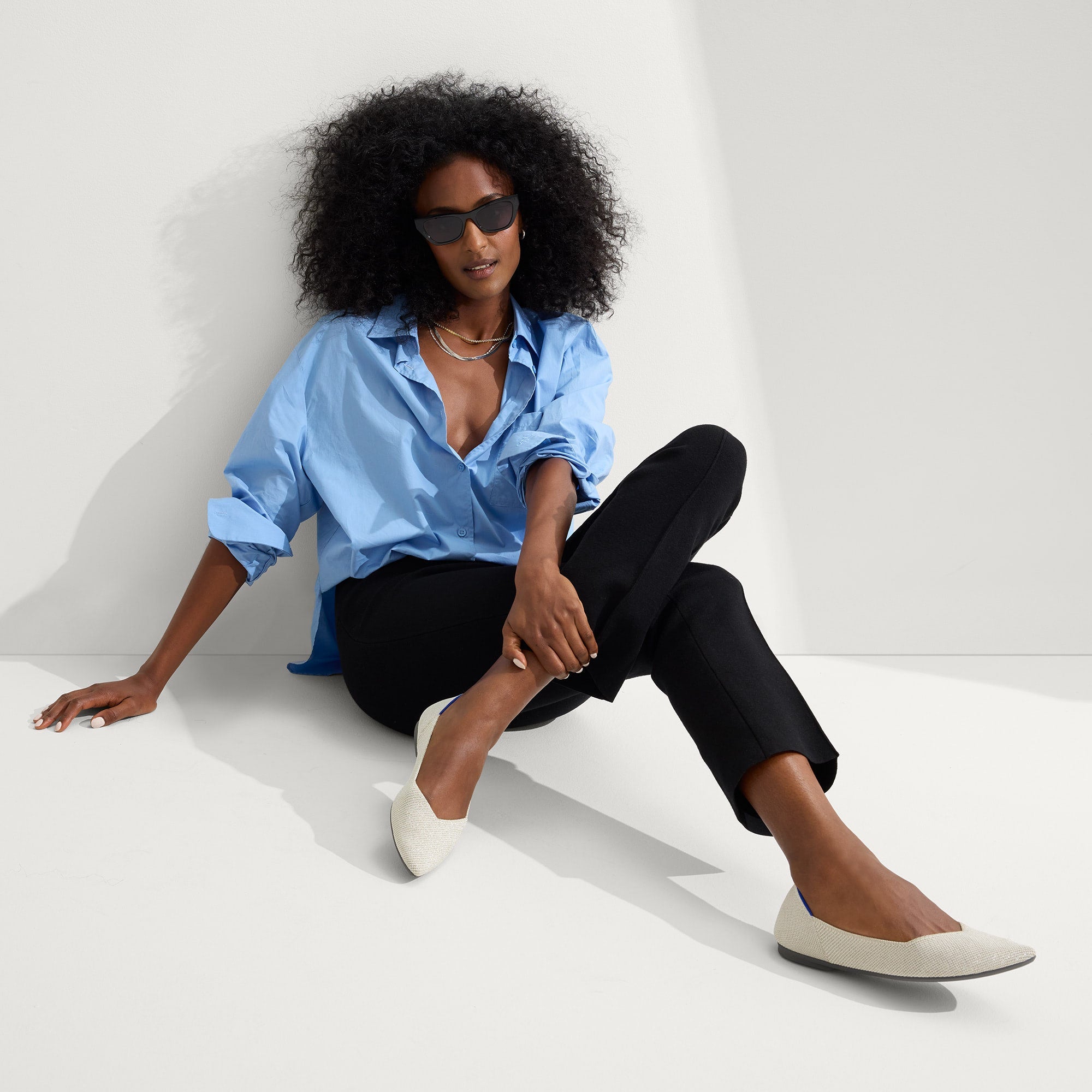 Alternate view of a model wearing The Point II in Diamond Twill.