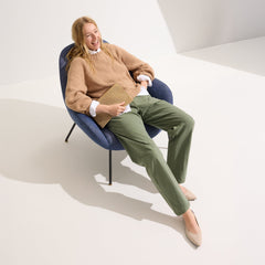 Alternate view of a model wearing The Point II in Frappe Basketweave.