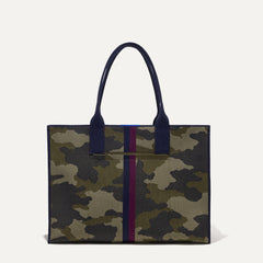 PLP |The Classic Tote in Spruce Camo, shown from the front. 