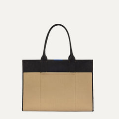 PLP |The Classic Tote in Tiramisu, shown from the front. 