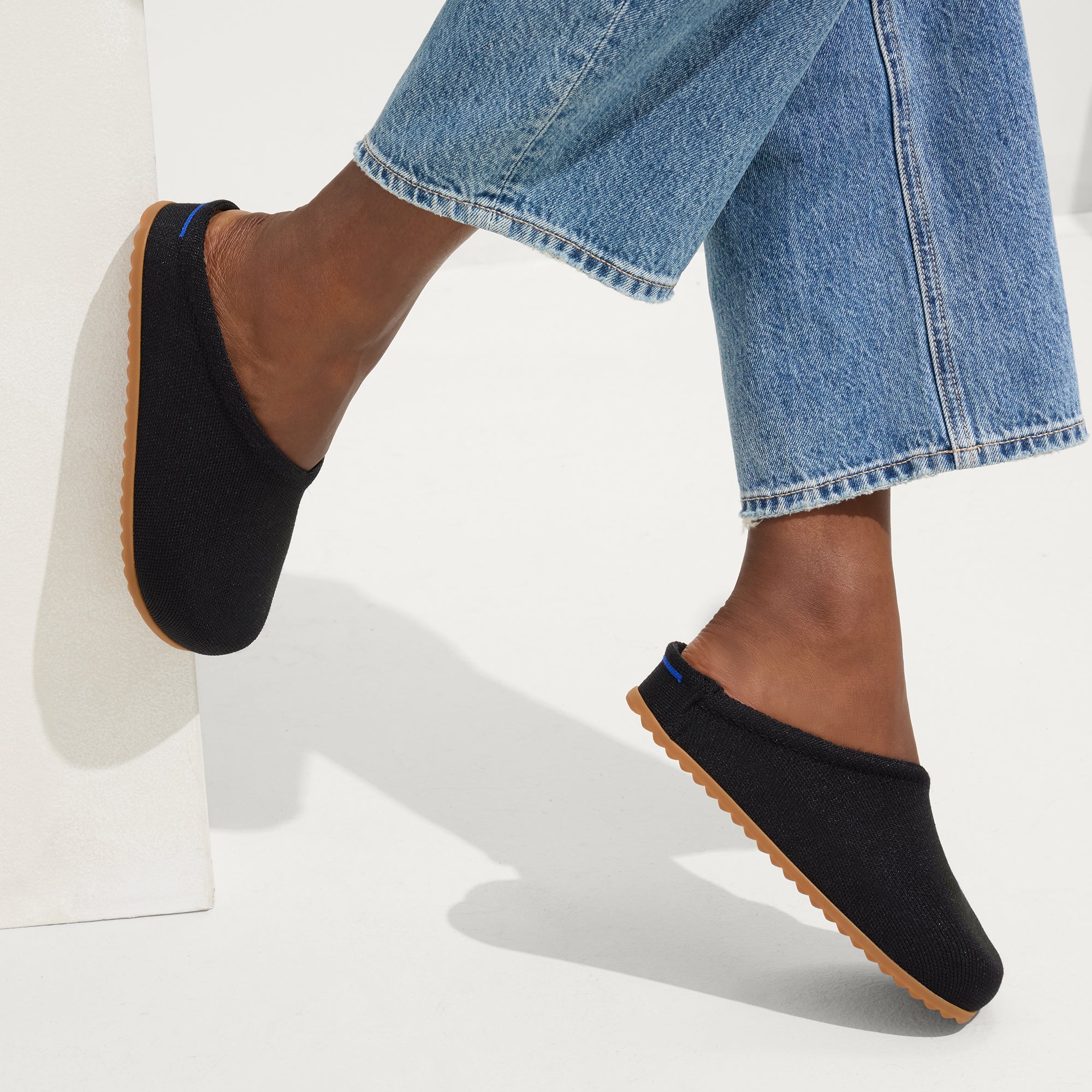 hover | Model wearing The Casual Clog in Black.