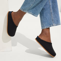 hover | Model wearing The Casual Clog in Black.