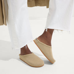 hover | Model wearing The Casual Clog in Dune.