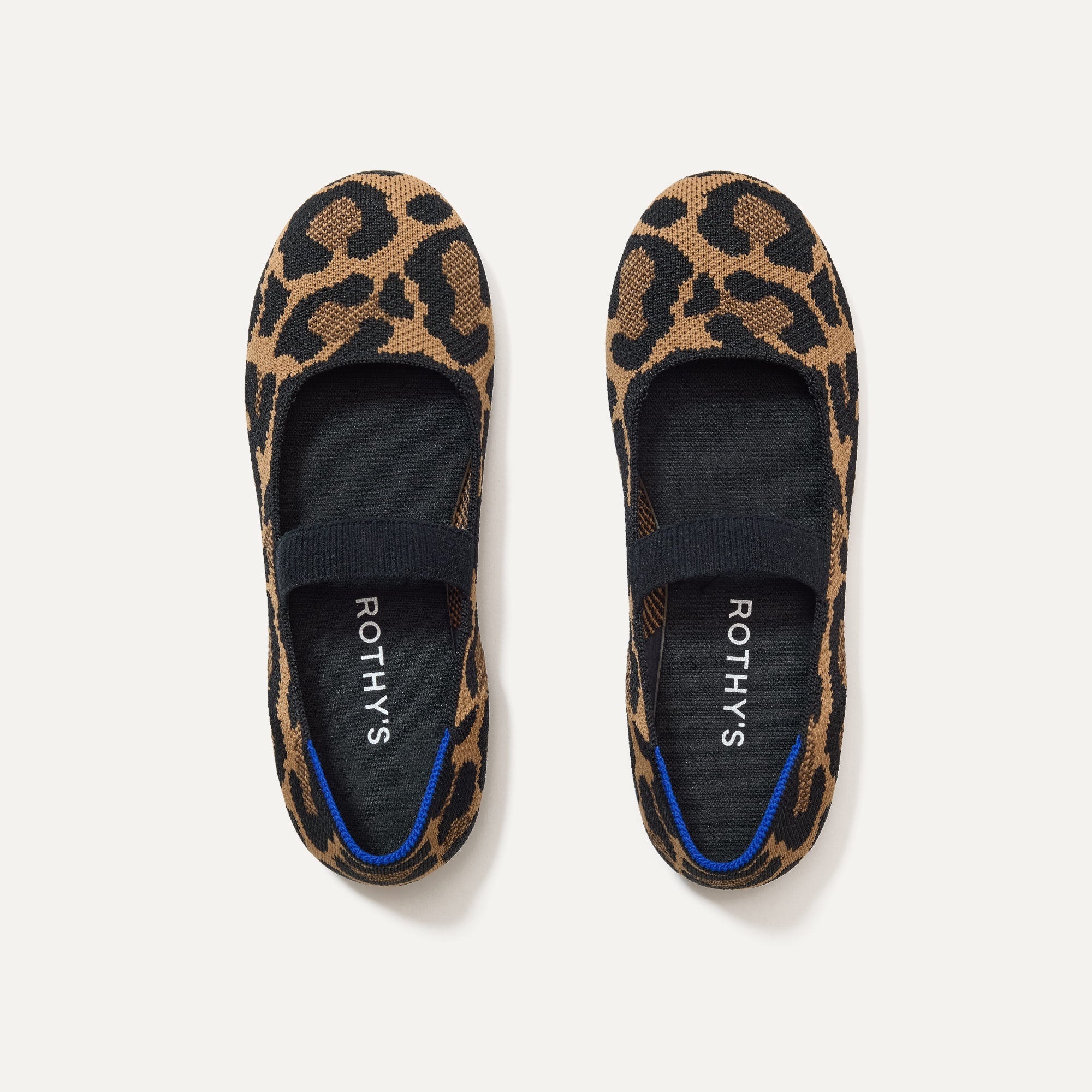 The Kids Mary Jane in Amber Cat shown from the top.