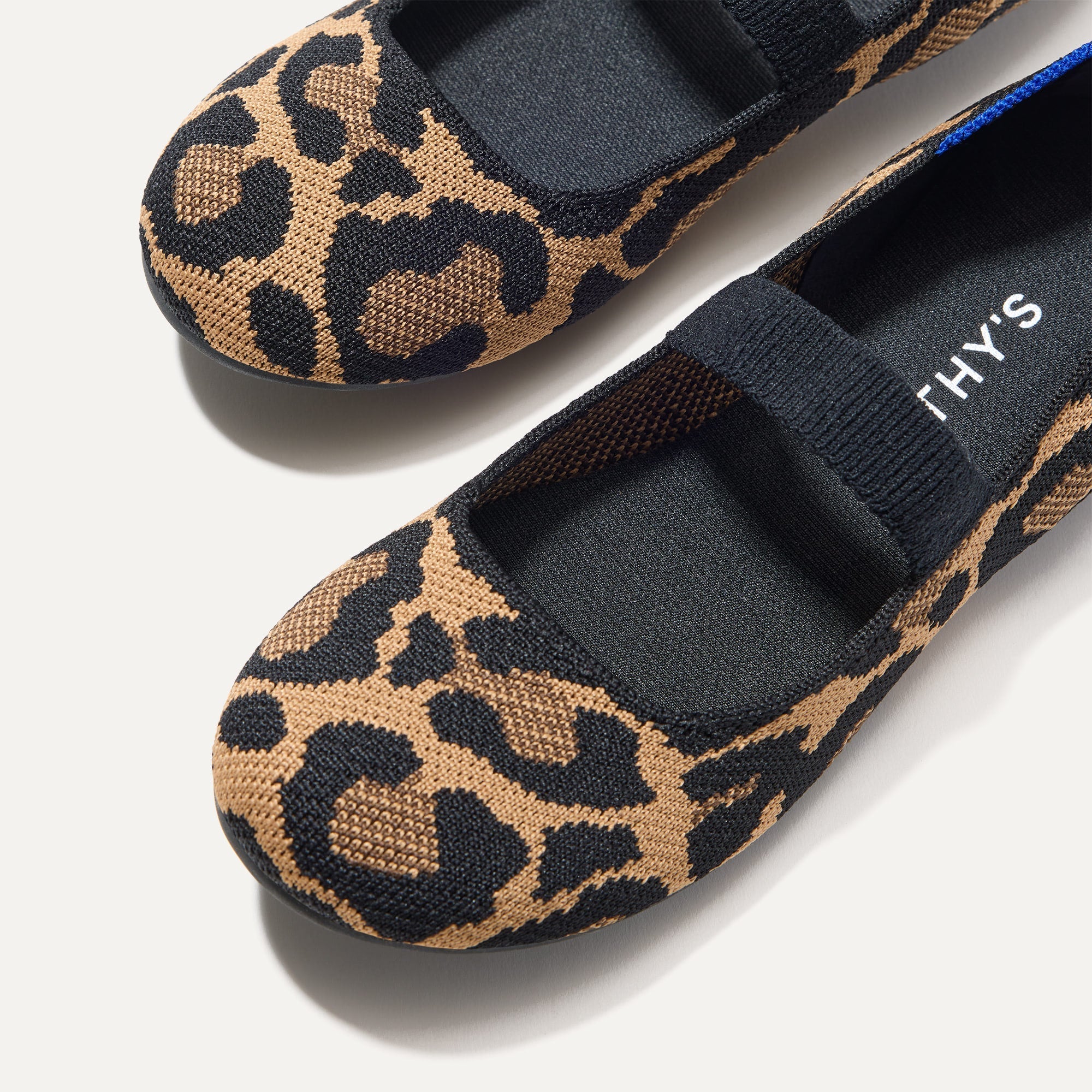 Close up of the toe and vamp of The Kids Mary Jane in Amber Cat.