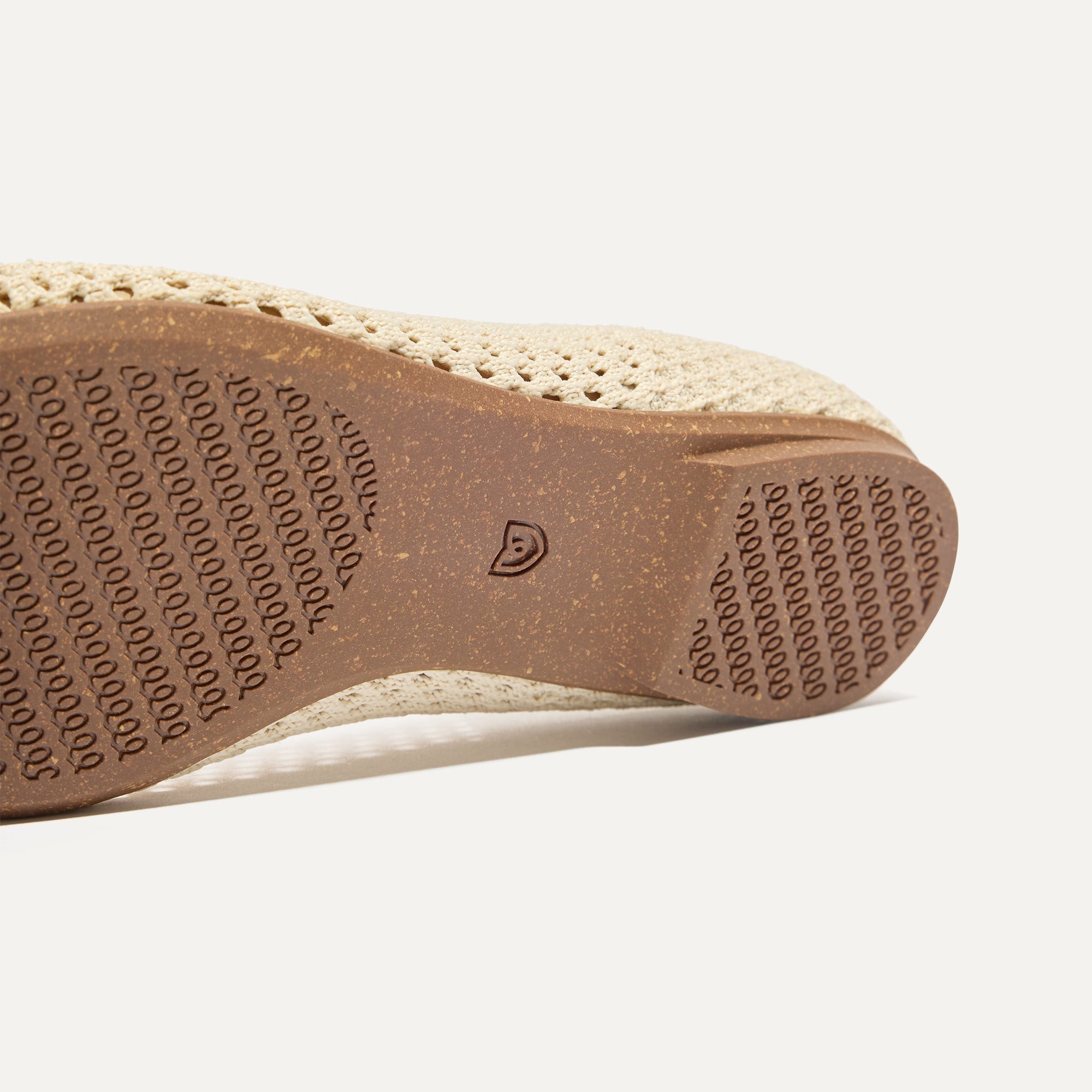 Close up of the outsole of The Max Square in Off White Mesh.