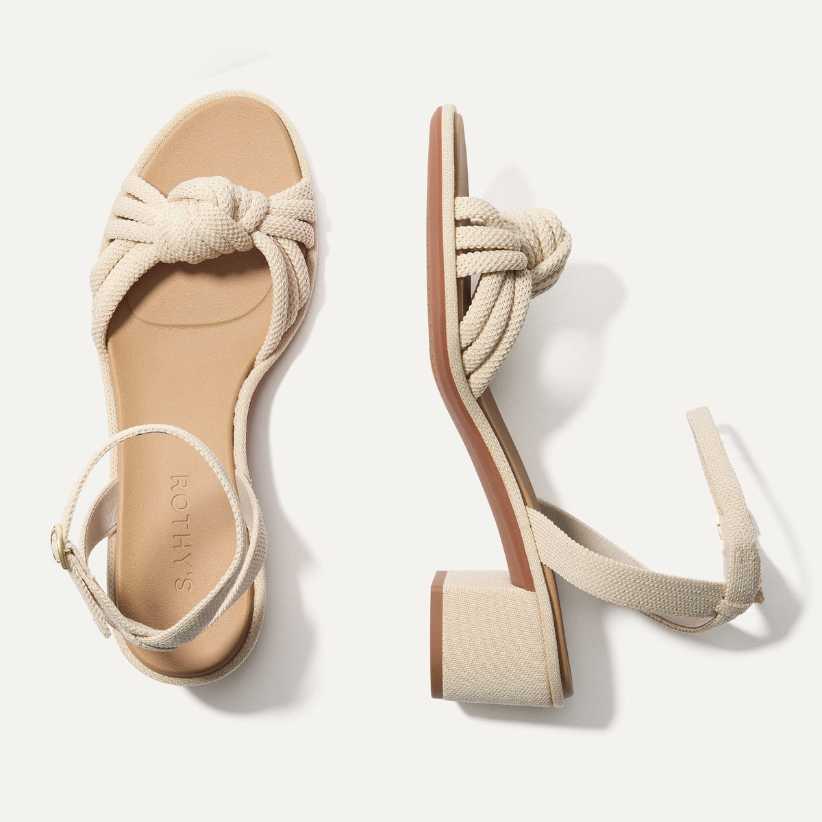 The Knot Sandal in Conch shown from the top.