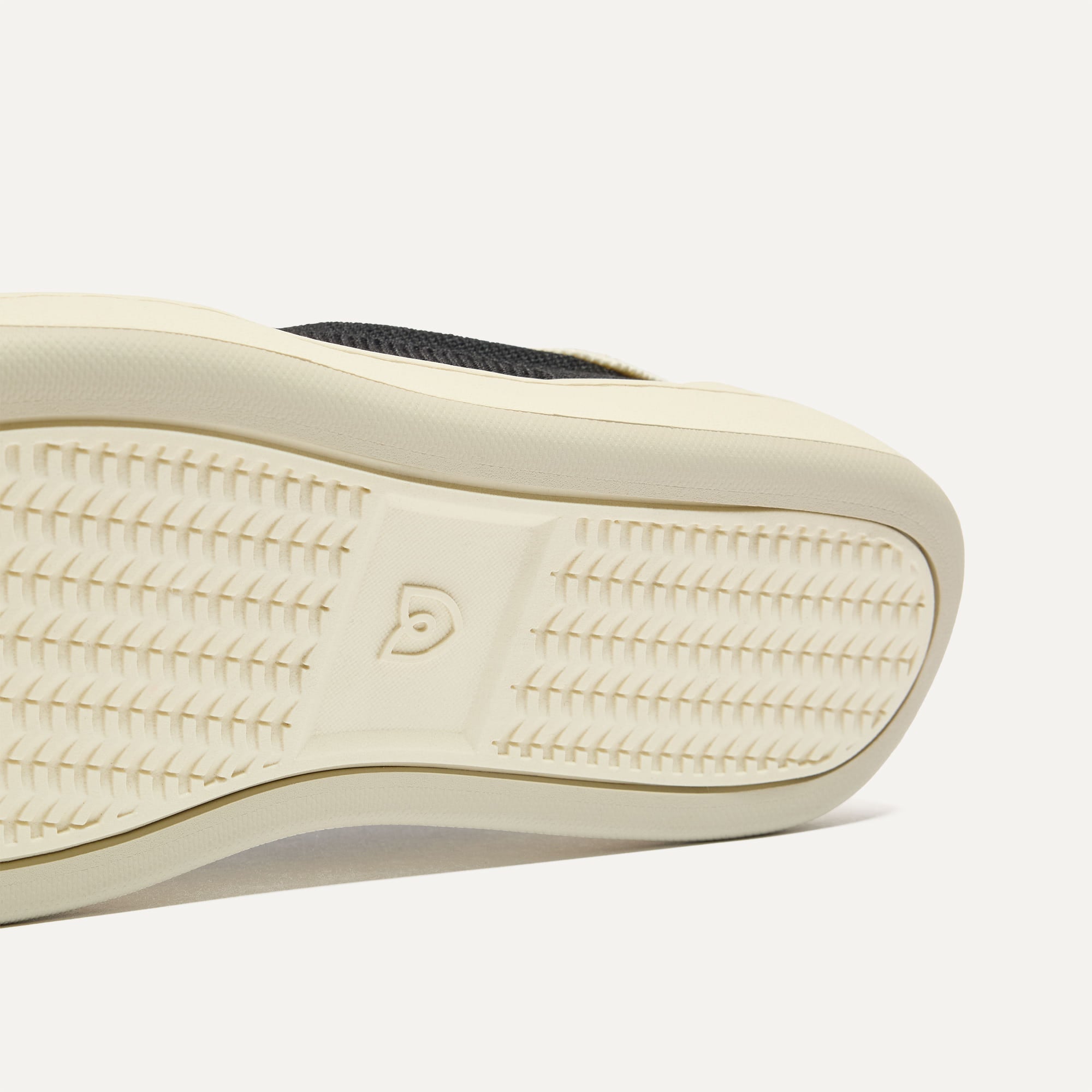 Close up of the outsoles of The Men's Court Sneaker in Referee.