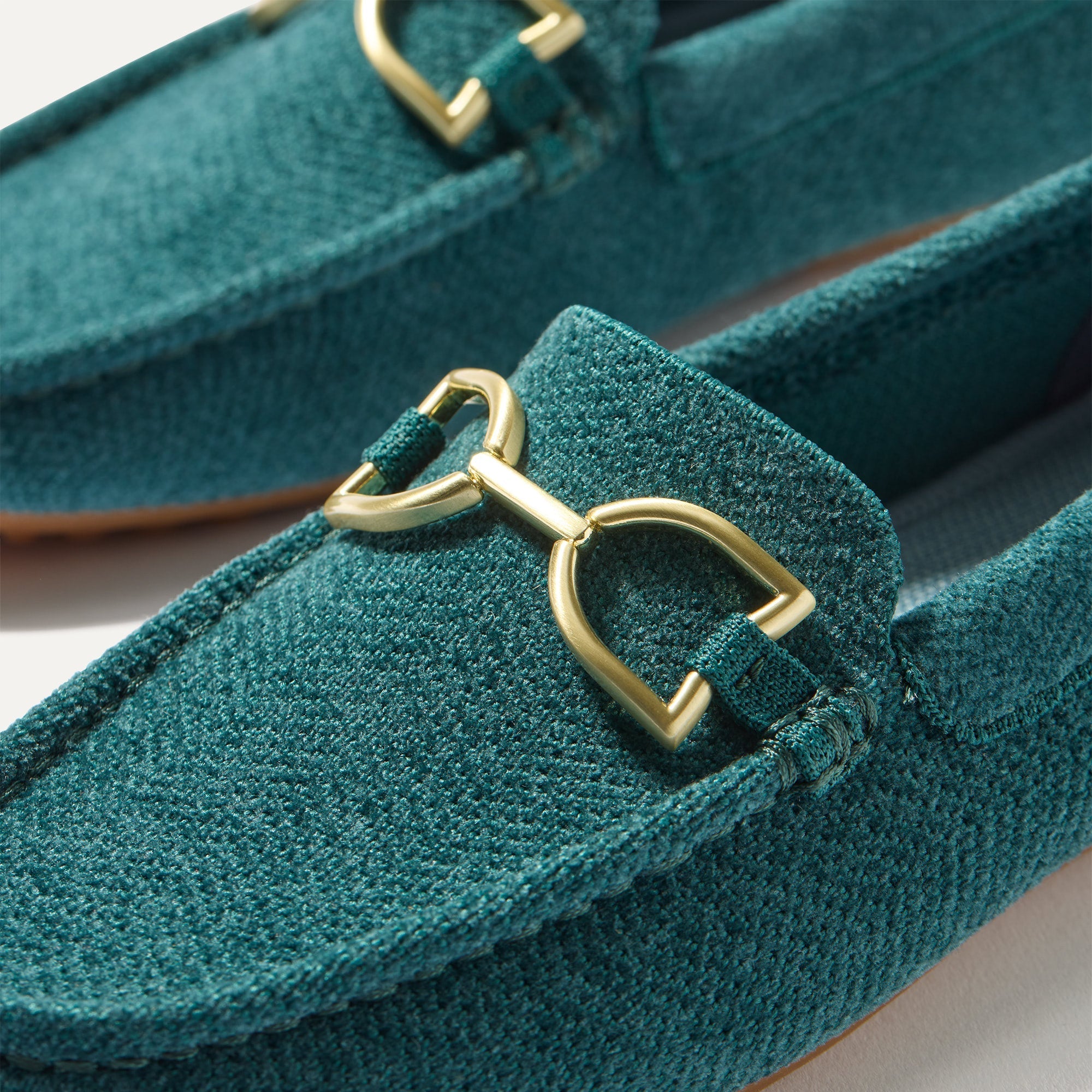 Close up of the toe and hardware of The Double Bit Driver in ReVelvet™ Everglade.