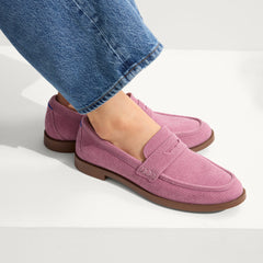 hover | Model wearing The Penny Loafer in ReVelvet™ Lilac.