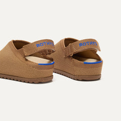 Close up of the heel of The Kids Clog in Java Chip, with Rothy's signature blue halo. 