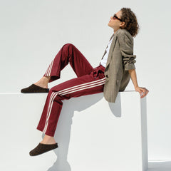 Alternate view of a model wearing The Casual Clog in ReVelvet™ Cheetah.