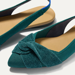 Close up of the toe and twist detail on The Twist Point Slingback in Everglade.